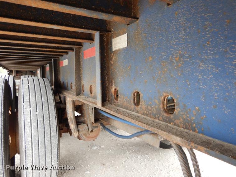 image for item DE8342 2002 Utility side curtain dry van trailer