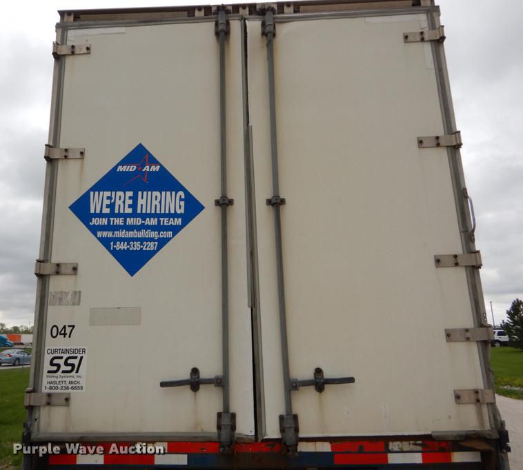 image for item DE8342 2002 Utility side curtain dry van trailer