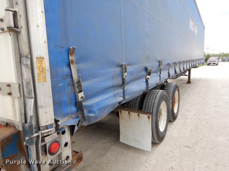image for item DE8342 2002 Utility side curtain dry van trailer
