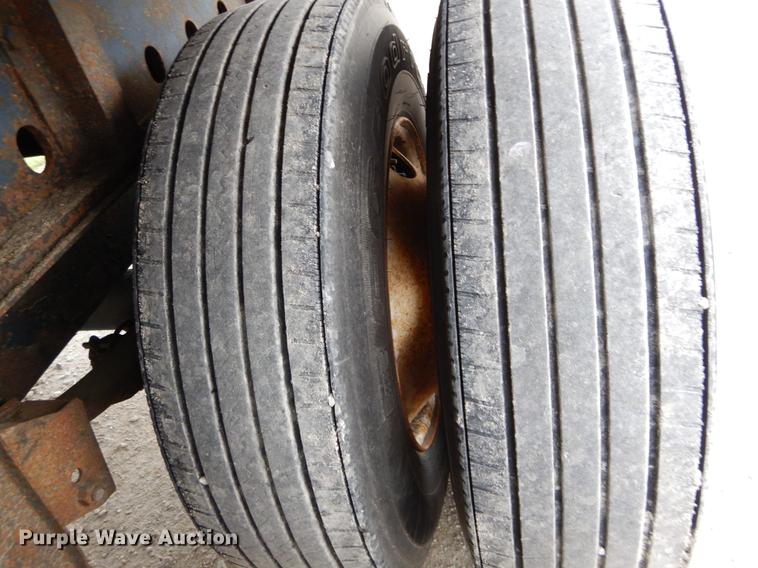 image for item DE8342 2002 Utility side curtain dry van trailer