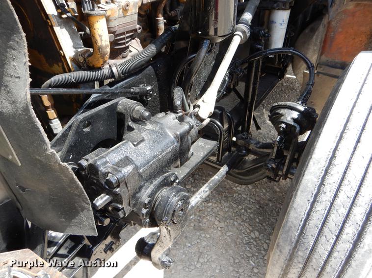 image for item DE8399 2005 Kenworth T800 semi truck