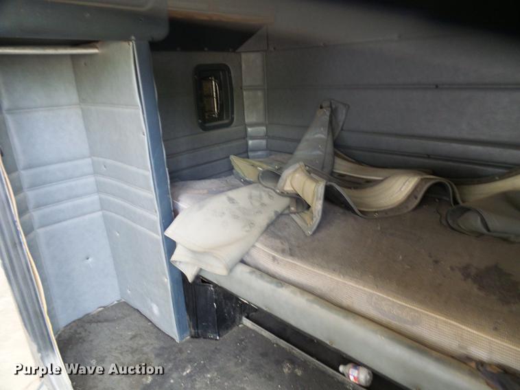 image for item DF7281 Town & Country sleeper