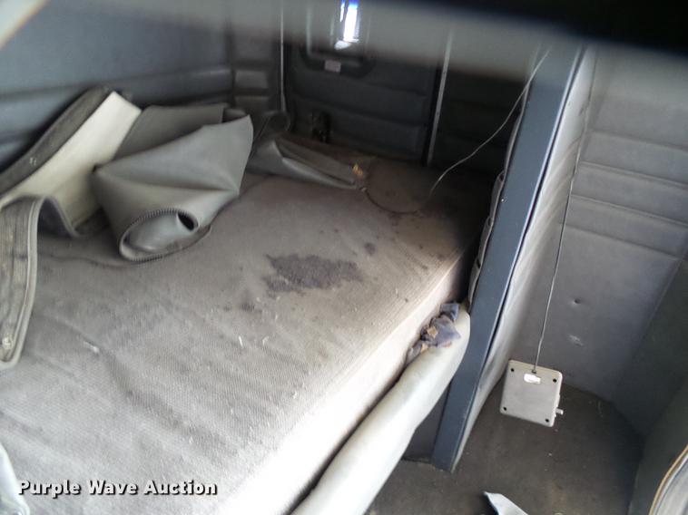 image for item DF7281 Town & Country sleeper