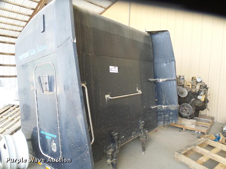 image for item DF7281 Town & Country sleeper