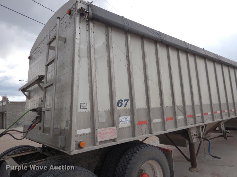 image for item DG5785 2003 Corn Husker 800 double hopper bottom grain trailer