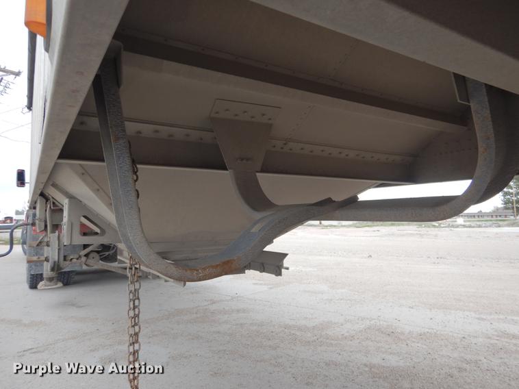 image for item DG5785 2003 Corn Husker 800 double hopper bottom grain trailer
