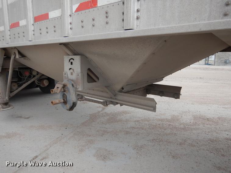 image for item DG5785 2003 Corn Husker 800 double hopper bottom grain trailer