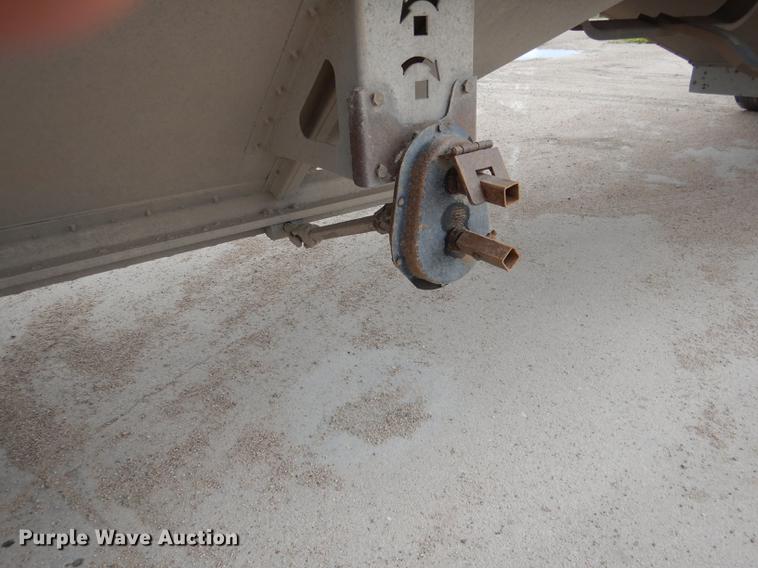 image for item DG5785 2003 Corn Husker 800 double hopper bottom grain trailer