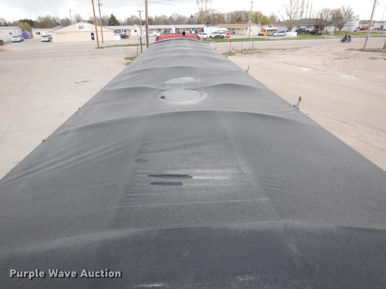 image for item DG5785 2003 Corn Husker 800 double hopper bottom grain trailer