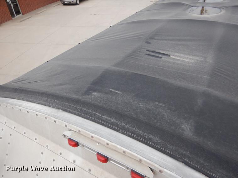 image for item DG5785 2003 Corn Husker 800 double hopper bottom grain trailer