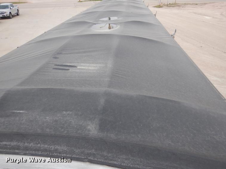 image for item DG5785 2003 Corn Husker 800 double hopper bottom grain trailer