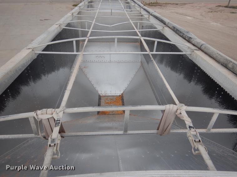 image for item DG5785 2003 Corn Husker 800 double hopper bottom grain trailer