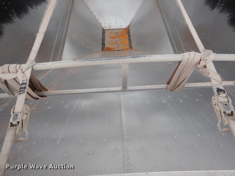 image for item DG5785 2003 Corn Husker 800 double hopper bottom grain trailer