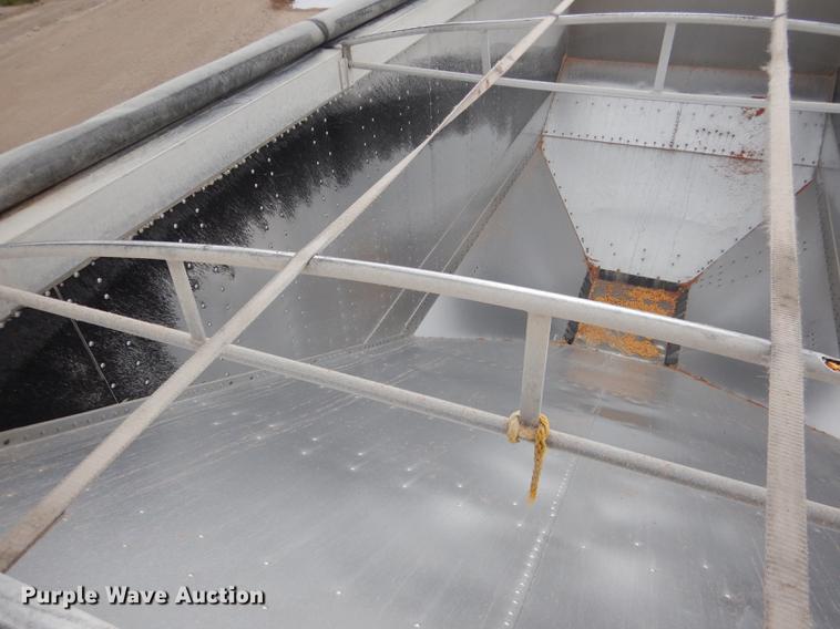 image for item DG5785 2003 Corn Husker 800 double hopper bottom grain trailer