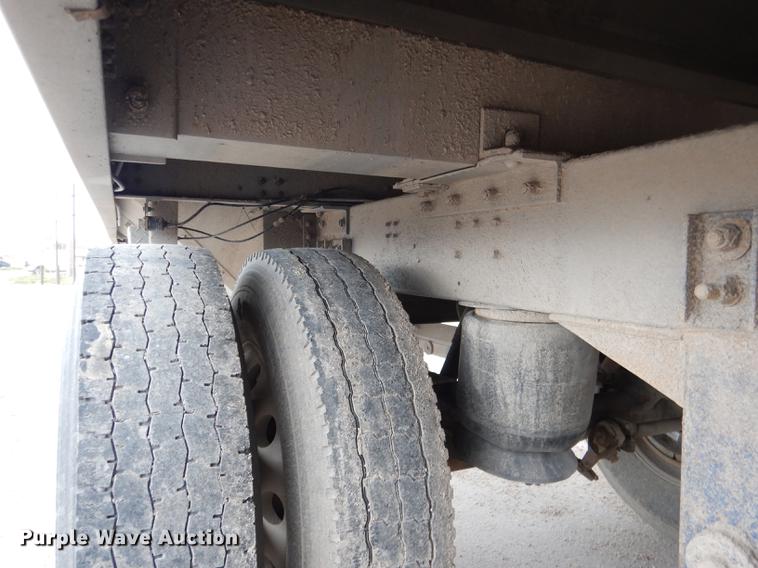 image for item DG5785 2003 Corn Husker 800 double hopper bottom grain trailer