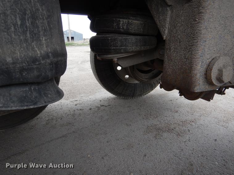 image for item DG5785 2003 Corn Husker 800 double hopper bottom grain trailer