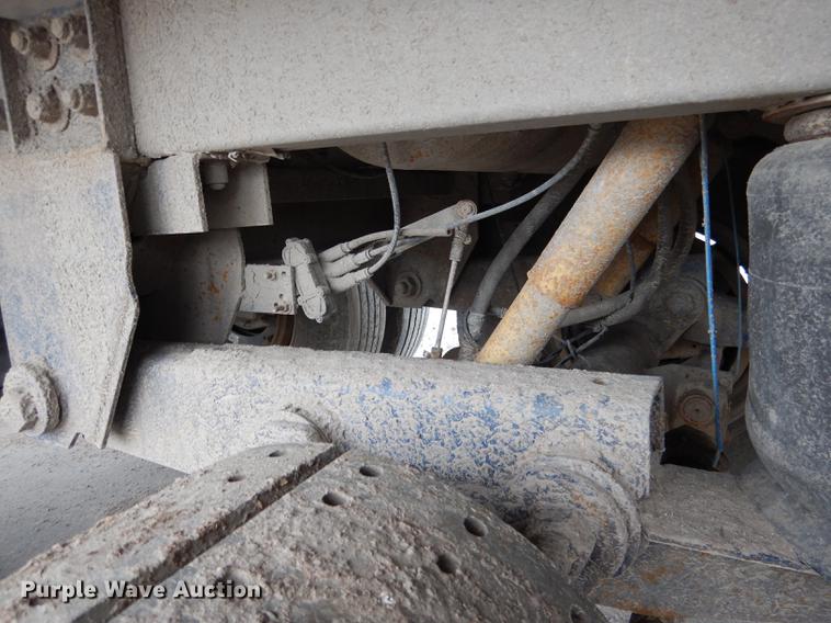 image for item DG5785 2003 Corn Husker 800 double hopper bottom grain trailer