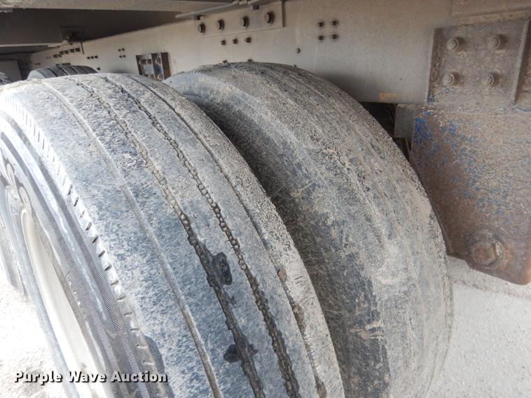 image for item DG5785 2003 Corn Husker 800 double hopper bottom grain trailer