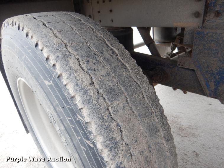 image for item DG5785 2003 Corn Husker 800 double hopper bottom grain trailer