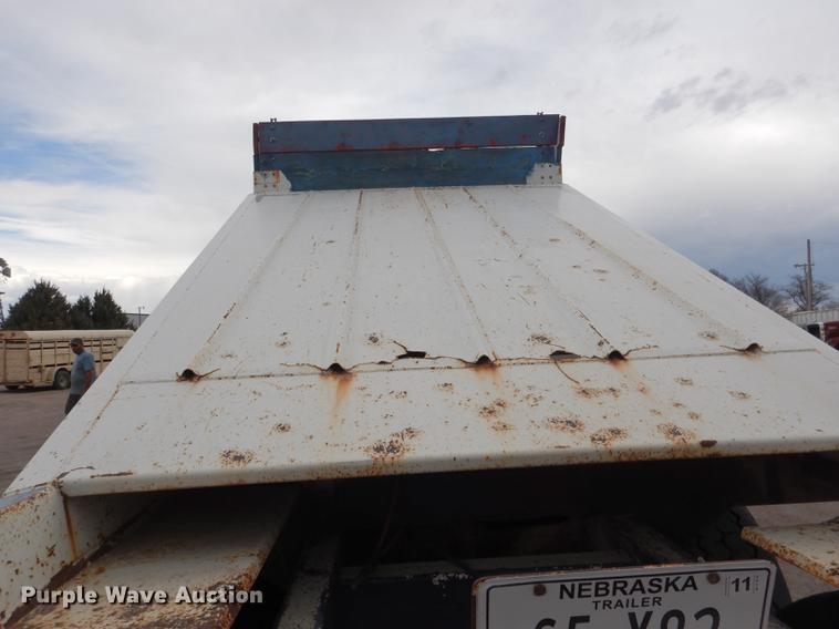 image for item DG5786 2008 CTS BDT-40 bottom dump trailer