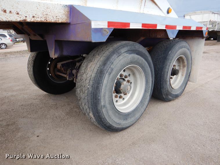 image for item DG5786 2008 CTS BDT-40 bottom dump trailer