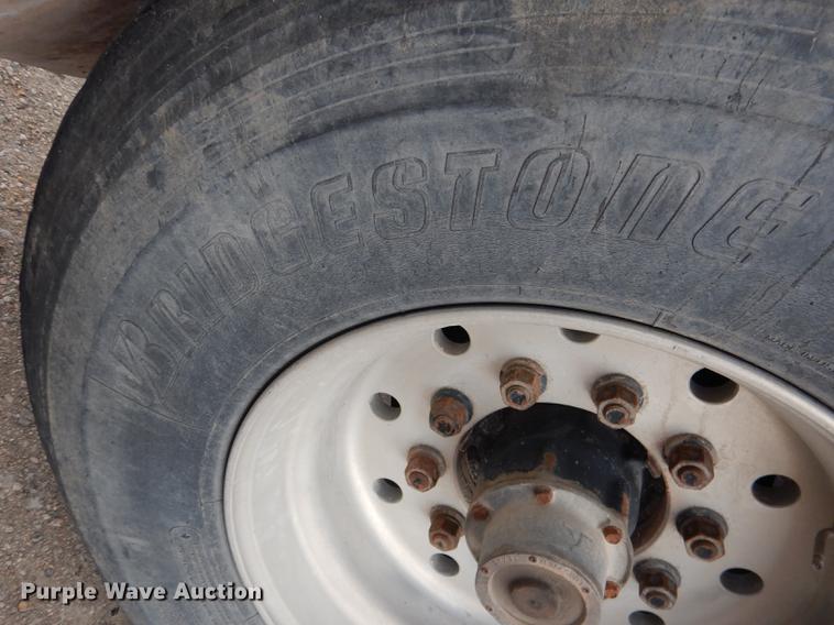 image for item DG5786 2008 CTS BDT-40 bottom dump trailer