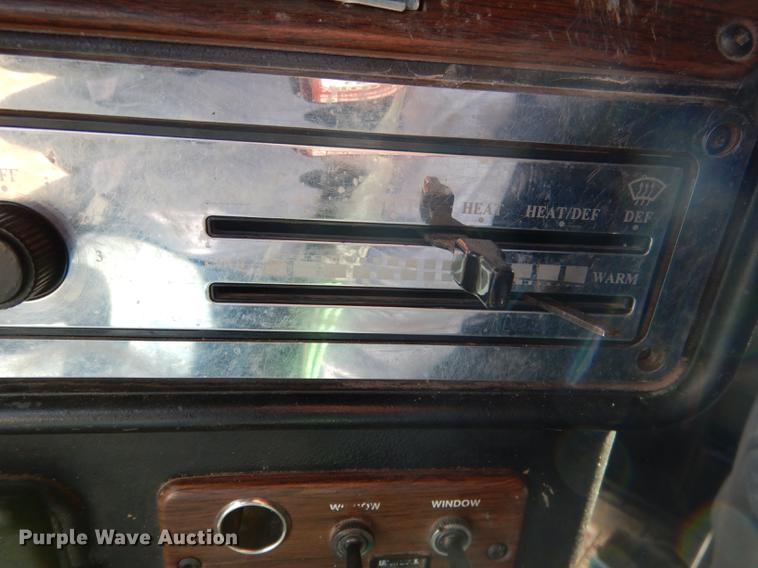 image for item DG5787 2007 Freightliner Classic XL semi truck