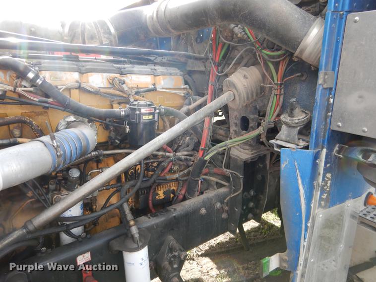 image for item DG5787 2007 Freightliner Classic XL semi truck