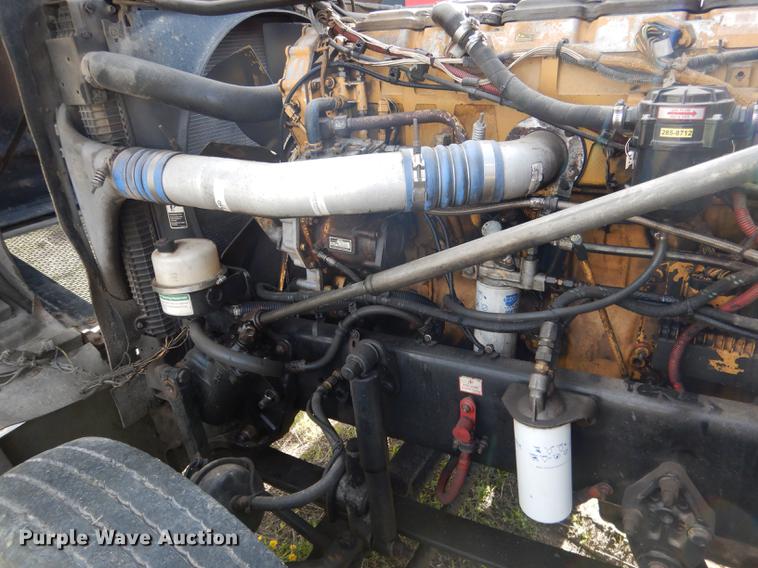 image for item DG5787 2007 Freightliner Classic XL semi truck