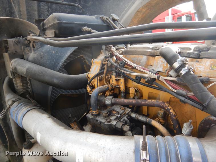 image for item DG5787 2007 Freightliner Classic XL semi truck