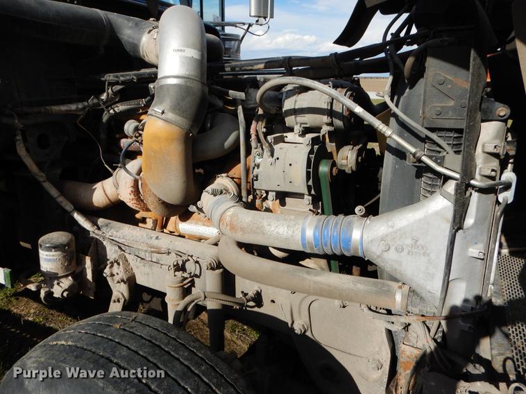 image for item DG5787 2007 Freightliner Classic XL semi truck