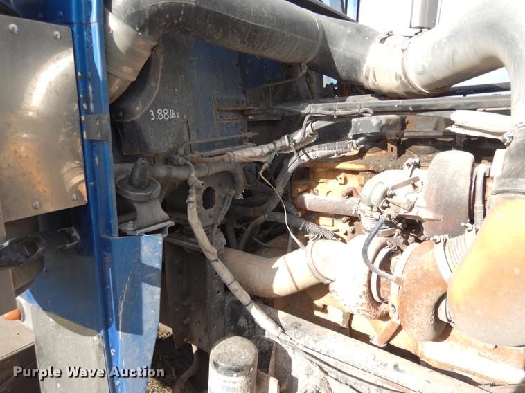 image for item DG5787 2007 Freightliner Classic XL semi truck