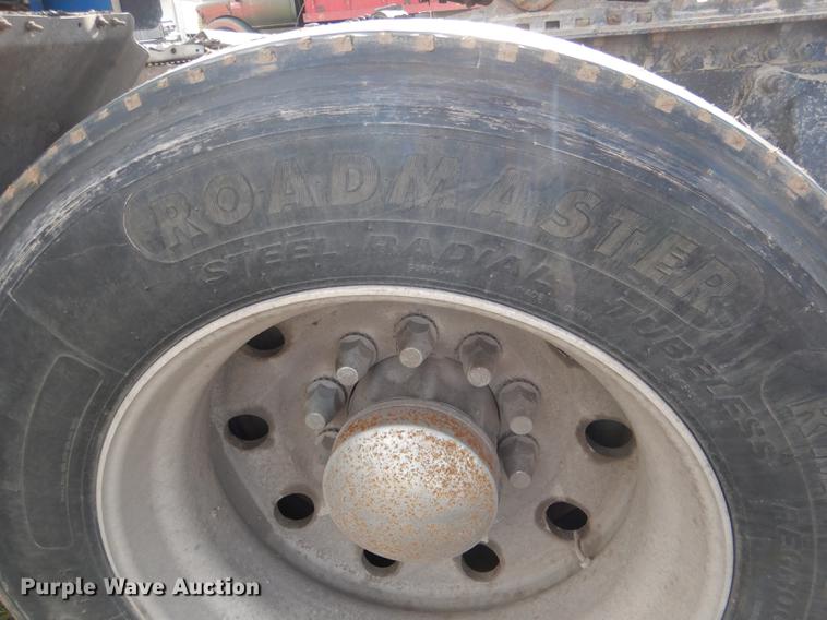 image for item DG5787 2007 Freightliner Classic XL semi truck