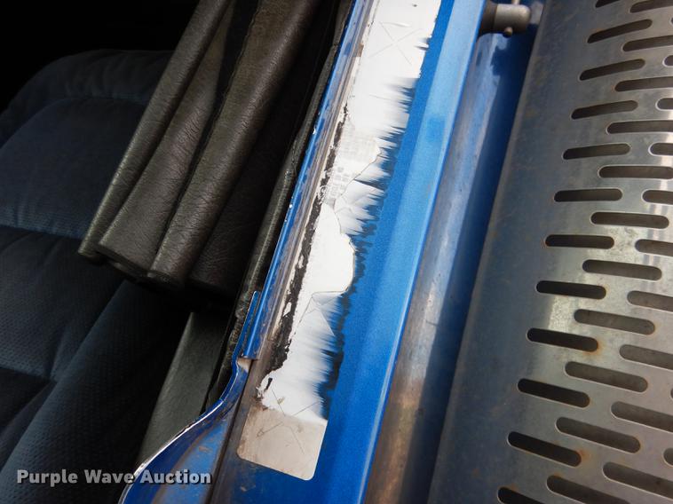 image for item DG5787 2007 Freightliner Classic XL semi truck