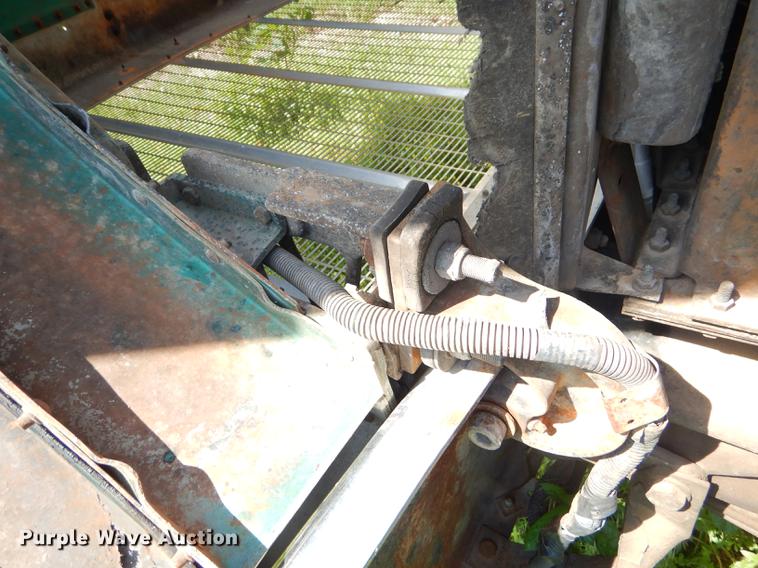 image for item ED9252 Peterbilt 379 Extenda hood