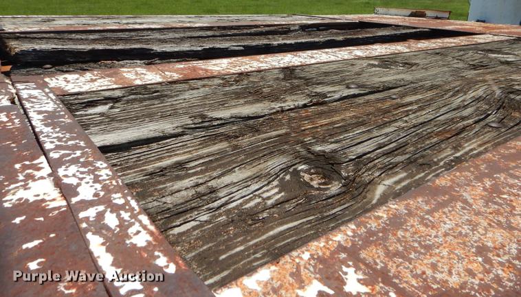 image for item FH9417 1982 Kayln RLP70 drop deck equipment trailer