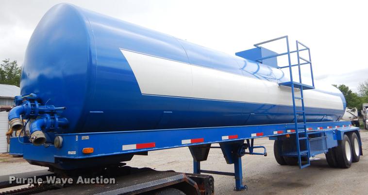 image for item FH9429 1980 Tiger tank trailer