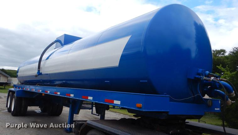 image for item FH9429 1980 Tiger tank trailer