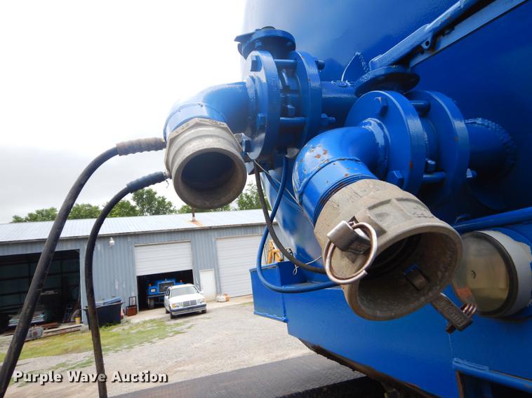 image for item FH9429 1980 Tiger tank trailer