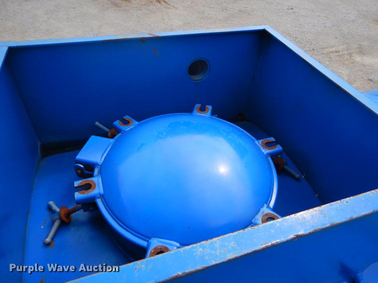 image for item FH9429 1980 Tiger tank trailer