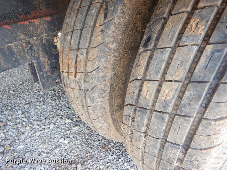 image for item FH9430 1978 Triangle drop deck equipment trailer