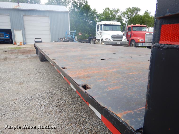 image for item FH9430 1978 Triangle drop deck equipment trailer