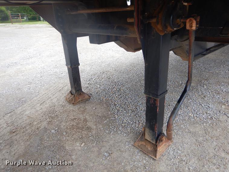 image for item FH9430 1978 Triangle drop deck equipment trailer