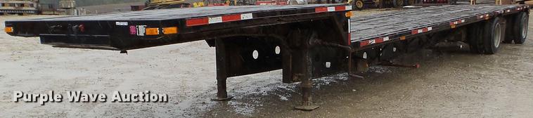 image for item FM9341 2002 Transcraft drop deck trailer
