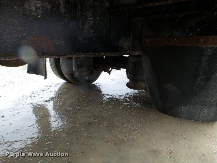 image for item FM9341 2002 Transcraft drop deck trailer