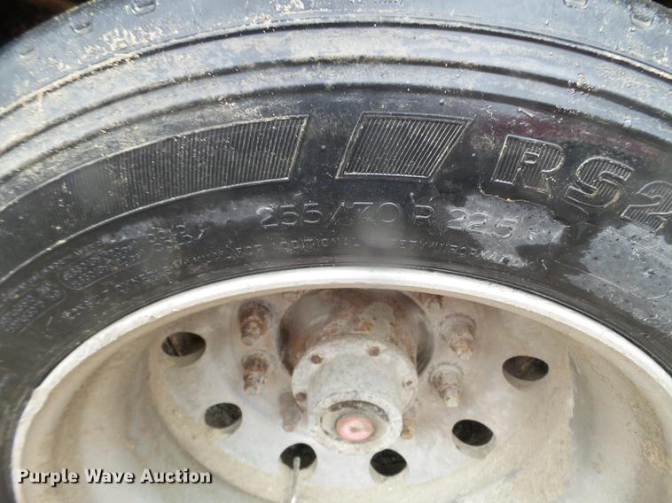 image for item FM9341 2002 Transcraft drop deck trailer