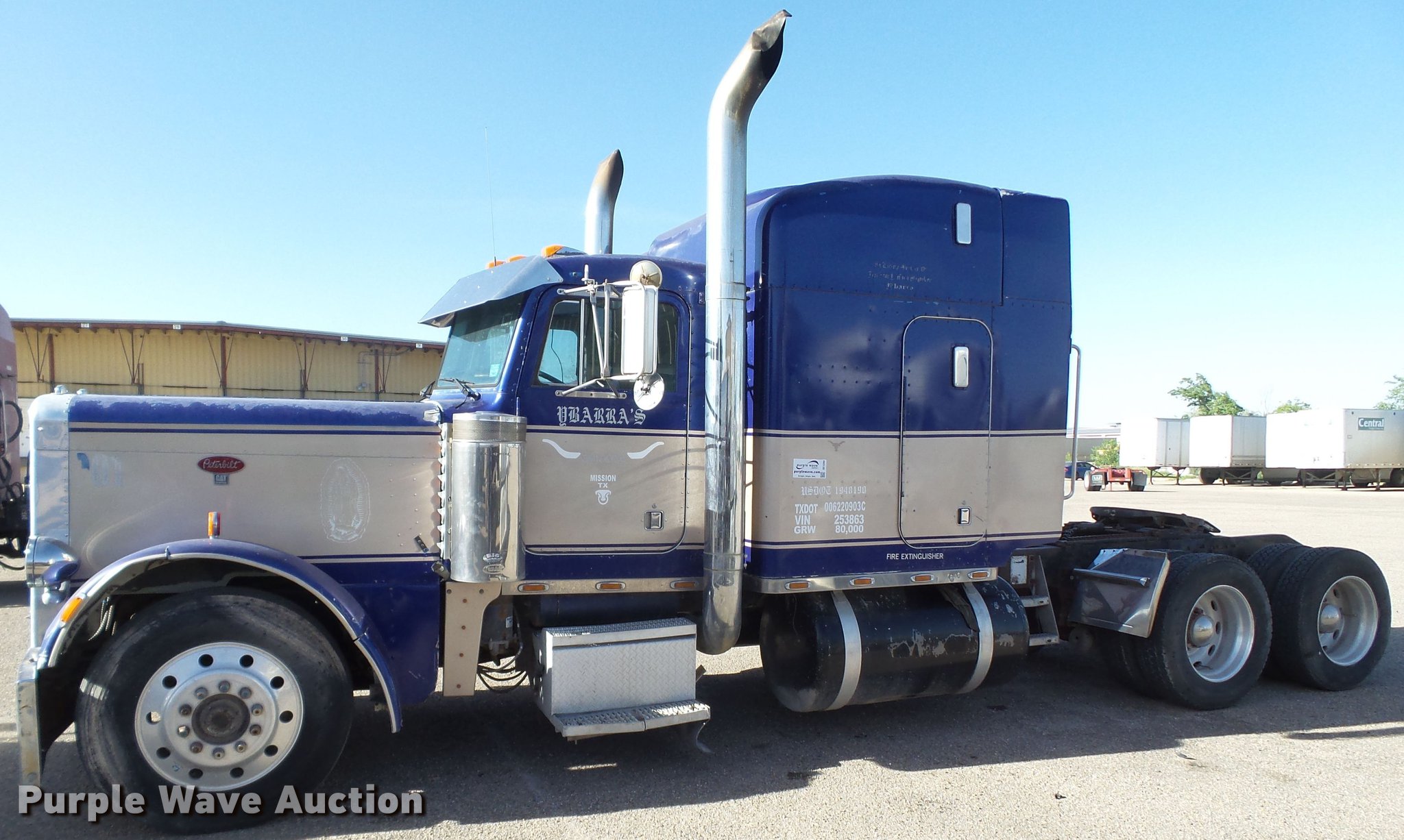 1988 Peterbilt 379 semi truck in Amarillo, TX Item DE1394 sold Purple Wave