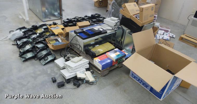 image for item CD9619 NEC Neaxmail AD40 phone system