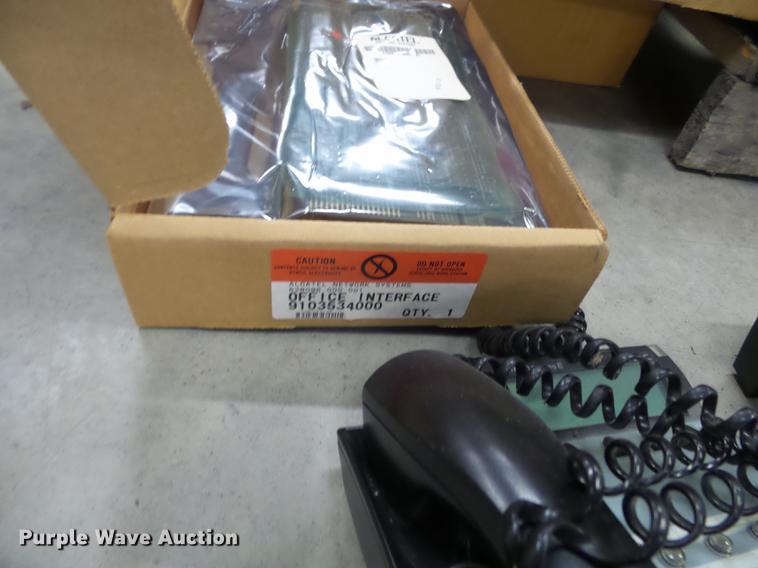 image for item CD9619 NEC Neaxmail AD40 phone system