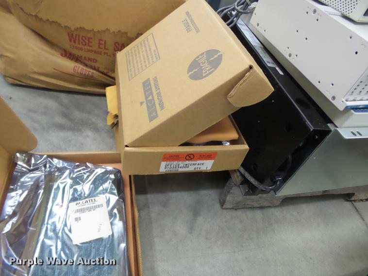 image for item CD9619 NEC Neaxmail AD40 phone system